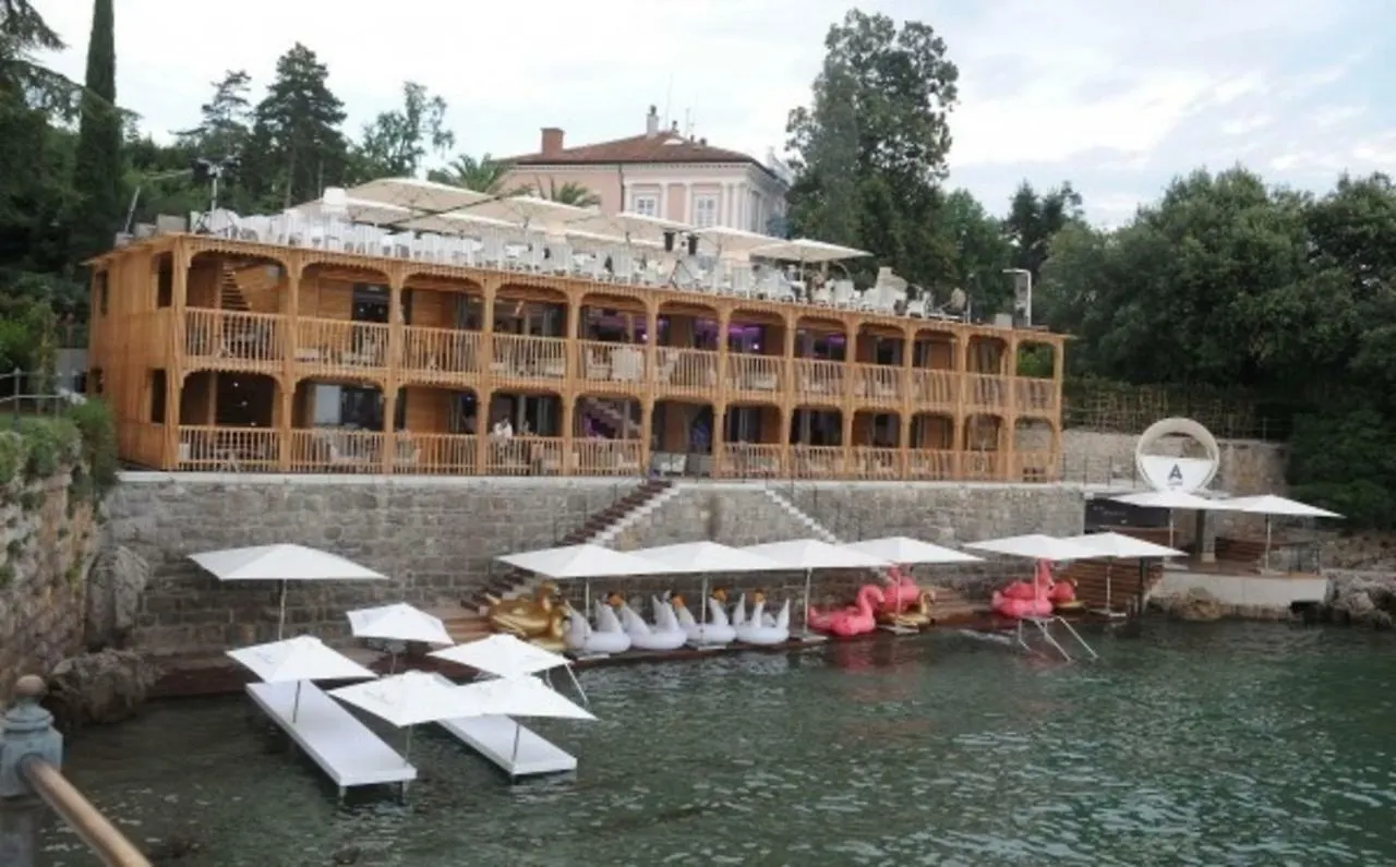 Villa Pelda Apartment, sea view, parking, pet friendly Opatija 0*,  Croatie