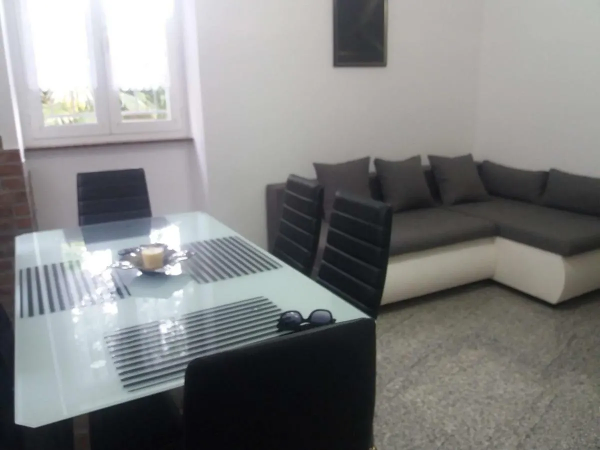 Villa Pelda Apartment, sea view, parking, pet friendly Opatija Croatie